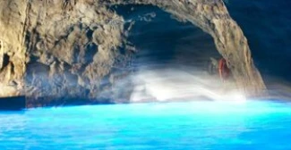 Capri: Boat Trip Around the Island and Blue Grotto Visit